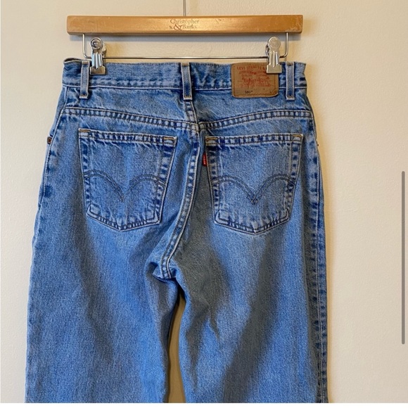 Levi’s Classic Relaxed 550 Blue Denim Jeans - Picture 4 of 9